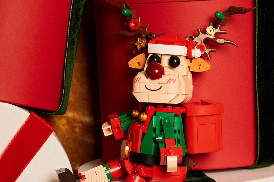 Новогодний марафон скидок в «Мире Кубиков»