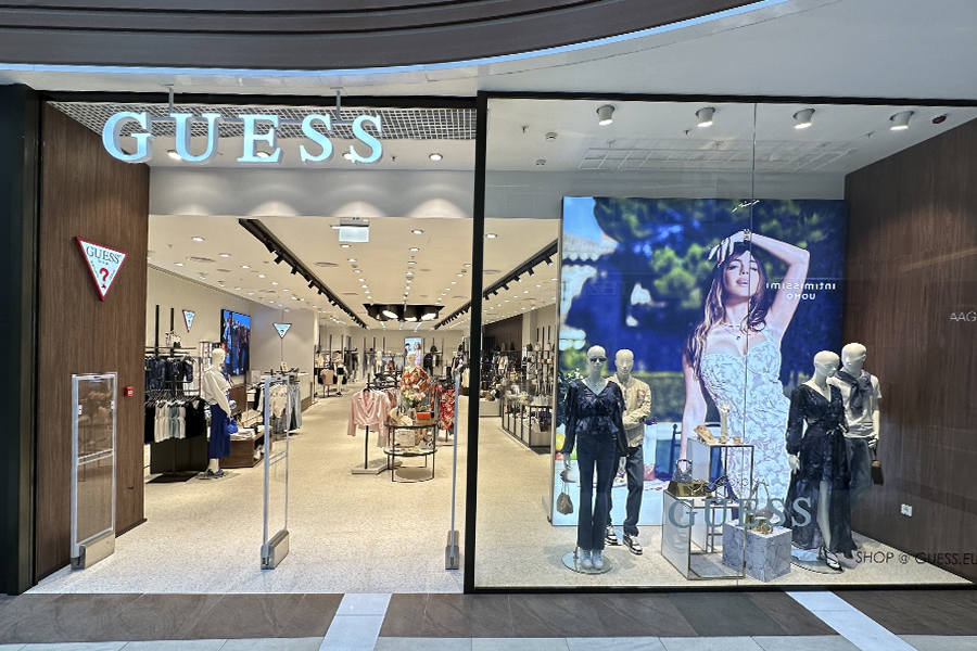 Guess открылся в новом концепте в ТРК Vegas Каширское. 