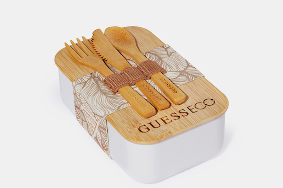 Экологичный ланчбокс в GUESS